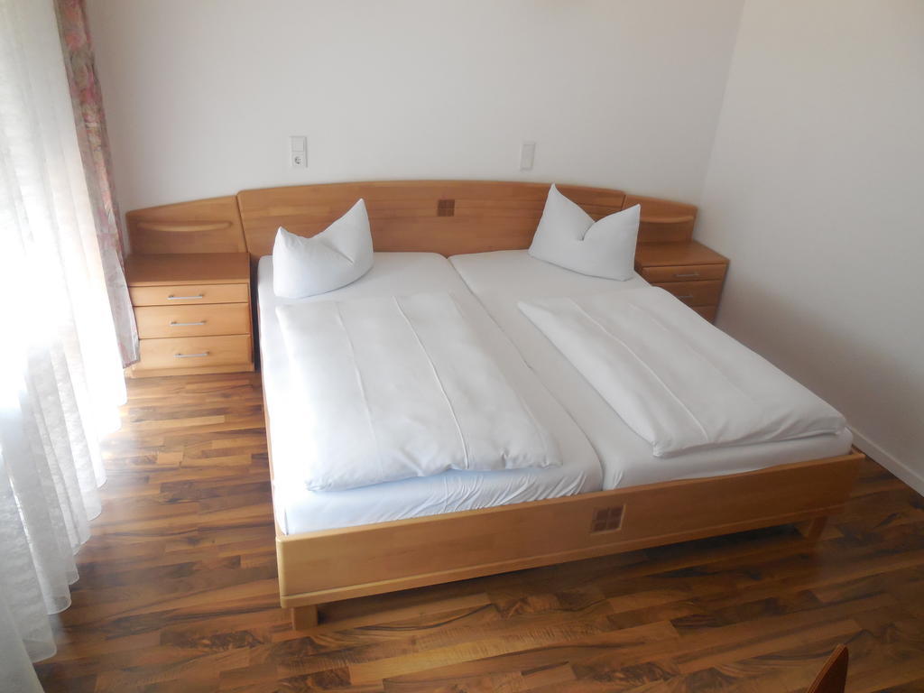 מיינץ Hotel Garni Am Hechenberg חדר תמונה